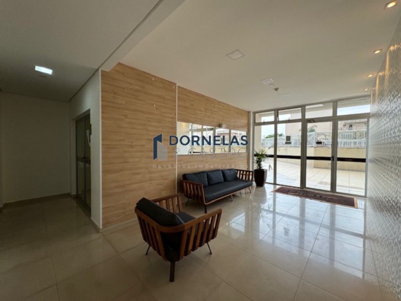 Residencial duetto 2 dormitórios, 3 banheiros, desocupado, andar alto, guará ii aceita fgts e financiamento bancário