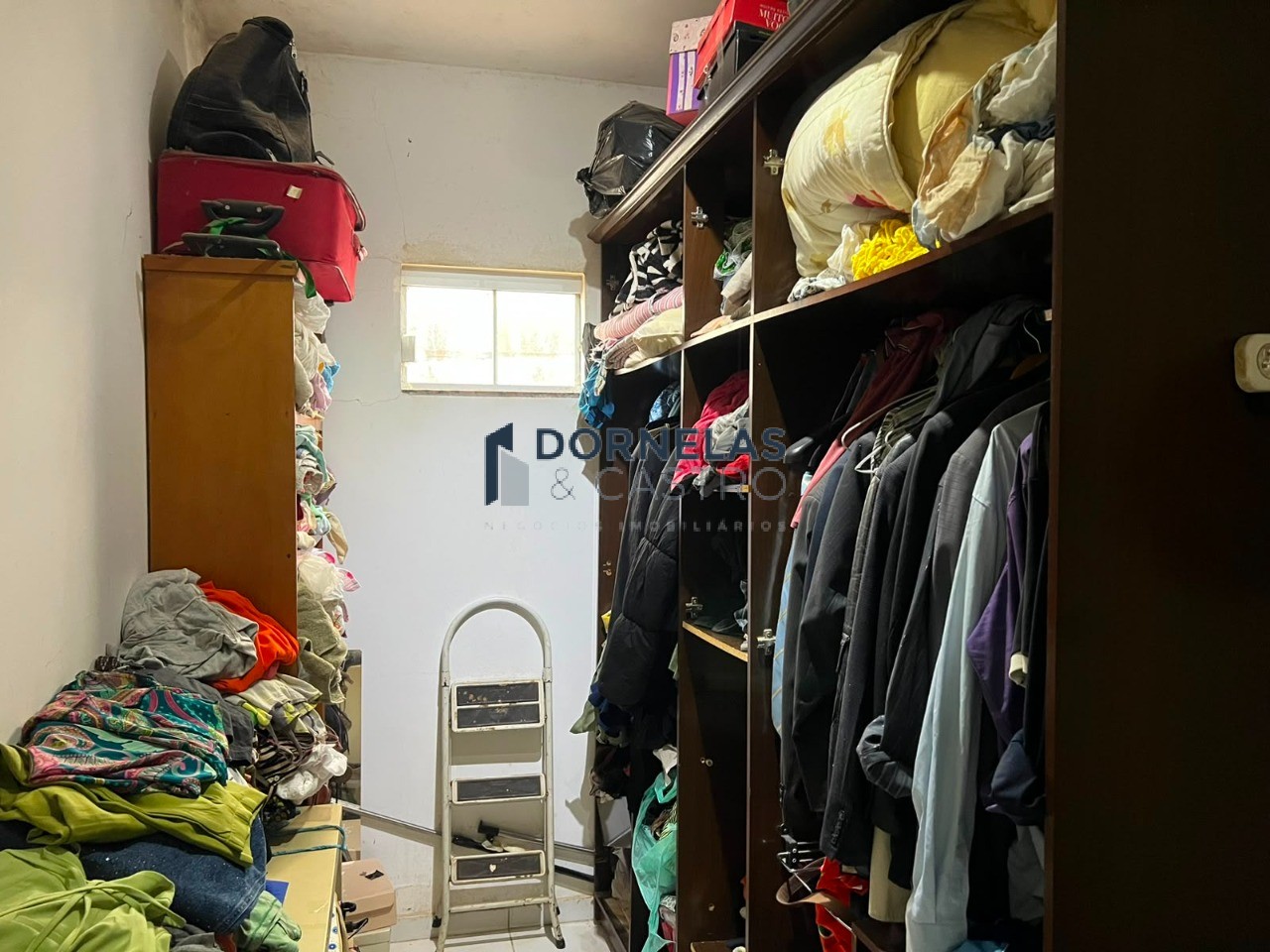 Casa à venda em condomínio fechado no guará ii - iapi de frente a qe 50