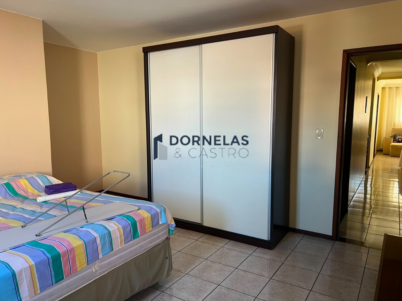 Sobrado na qe 19 guará 2 terreno de 200m² estuda troca por imóvel de menor valor aceita fgts e financiamento bancário - foto 12