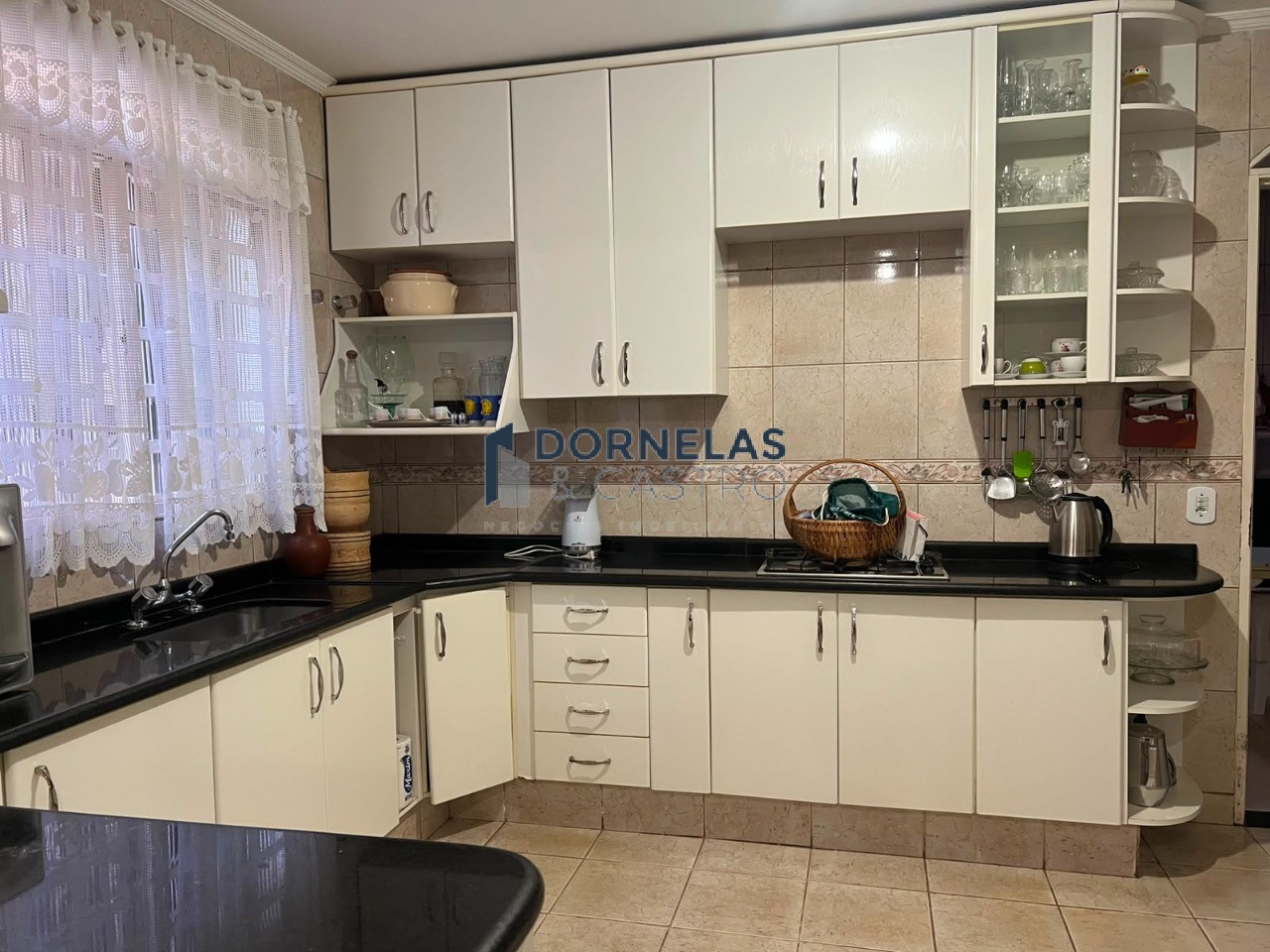 Sobrado na qe 19 guará 2 terreno de 200m² estuda troca por imóvel de menor valor aceita fgts e financiamento bancário - foto 5