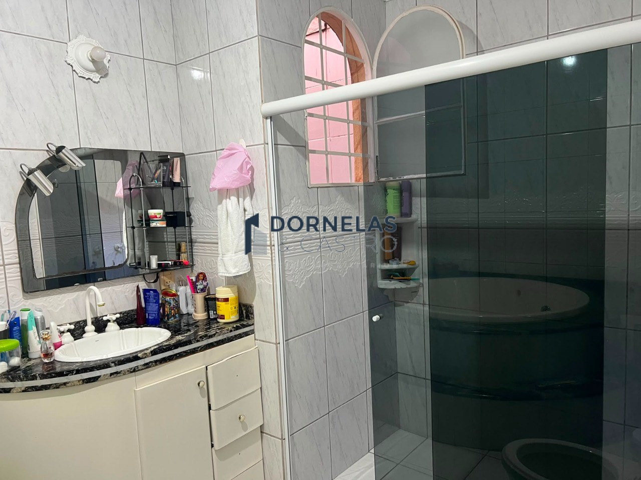 Sobrado na qe 19 guará 2 terreno de 200m² estuda troca por imóvel de menor valor aceita fgts e financiamento bancário - foto 21