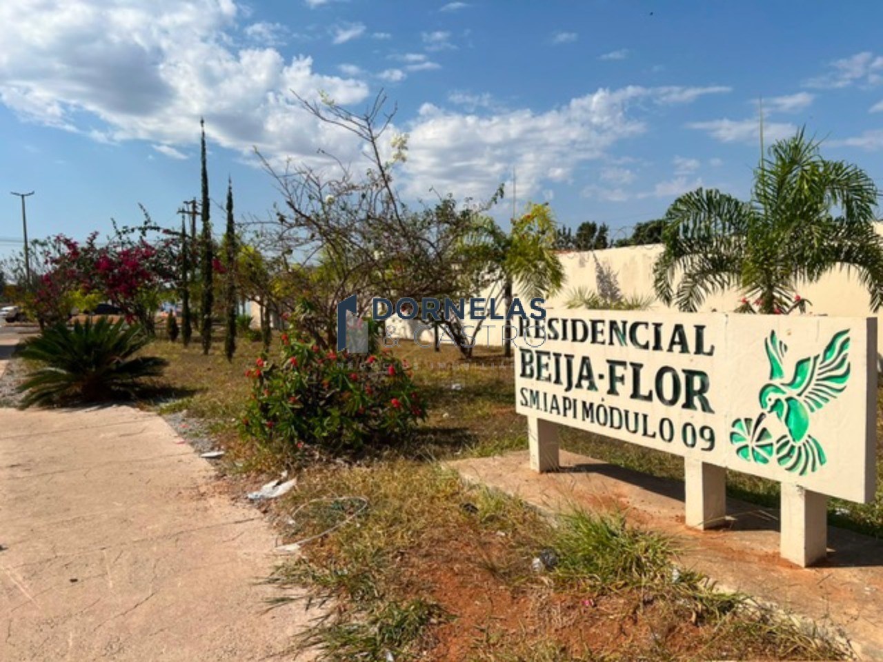 Casa à venda em condomínio fechado no guará ii - iapi de frente a qe 50