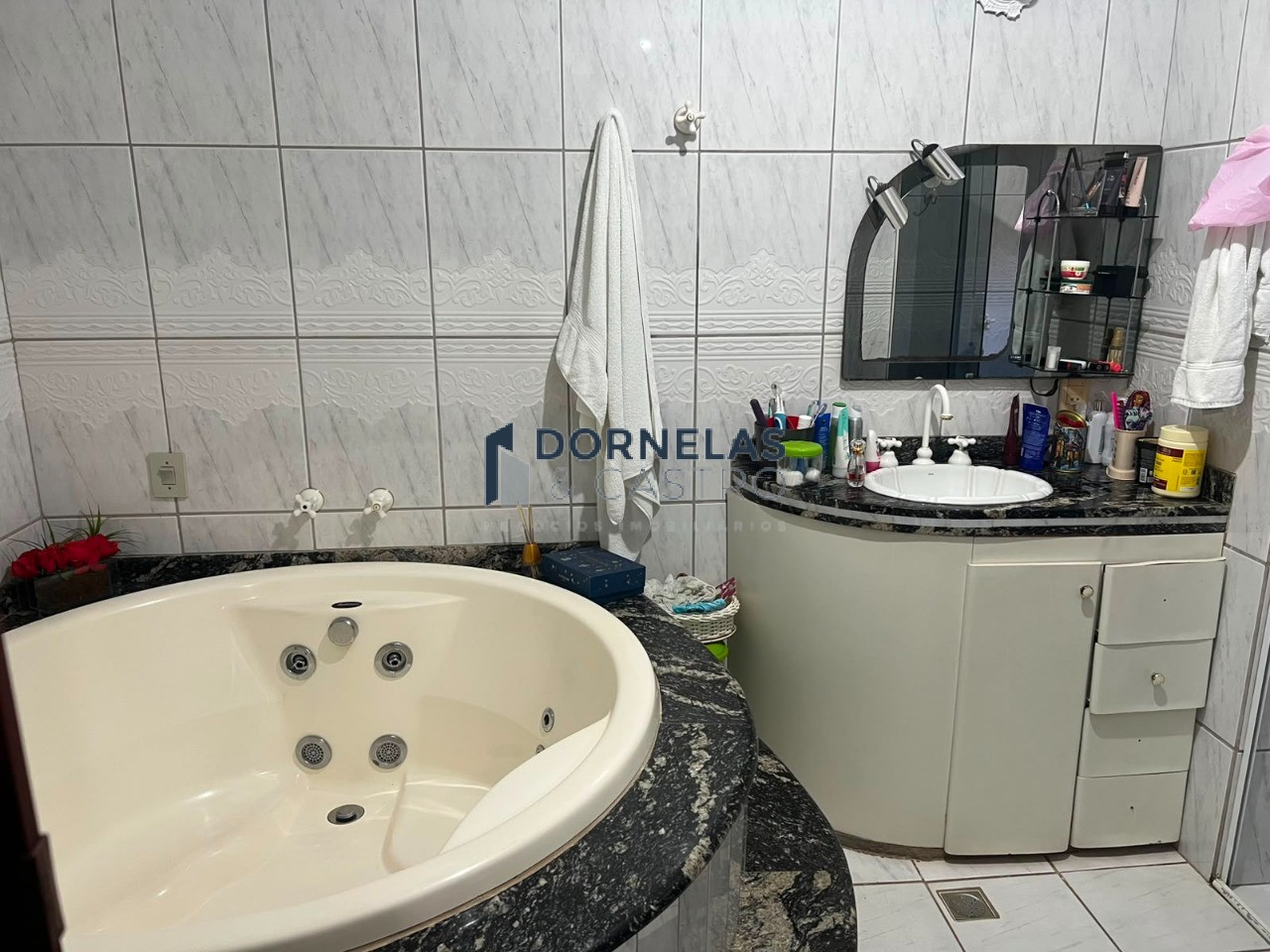 Sobrado na qe 19 guará 2 terreno de 200m² estuda troca por imóvel de menor valor aceita fgts e financiamento bancário - foto 10