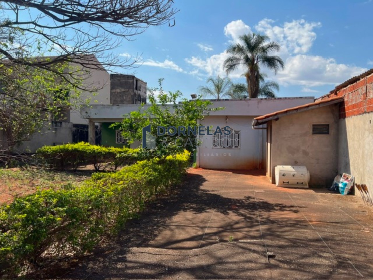 Casa à venda em condomínio fechado no guará ii - iapi de frente a qe 50