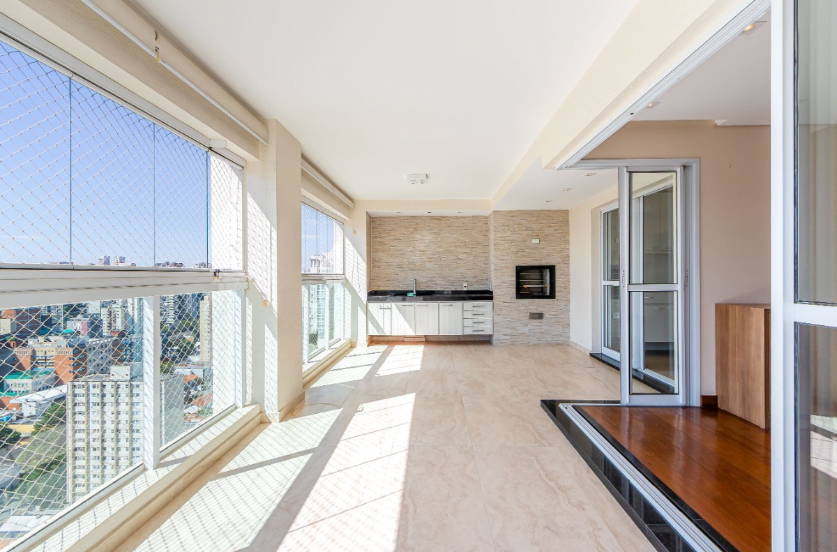 Apartamento, 3 quartos, 210 m² - Foto 1