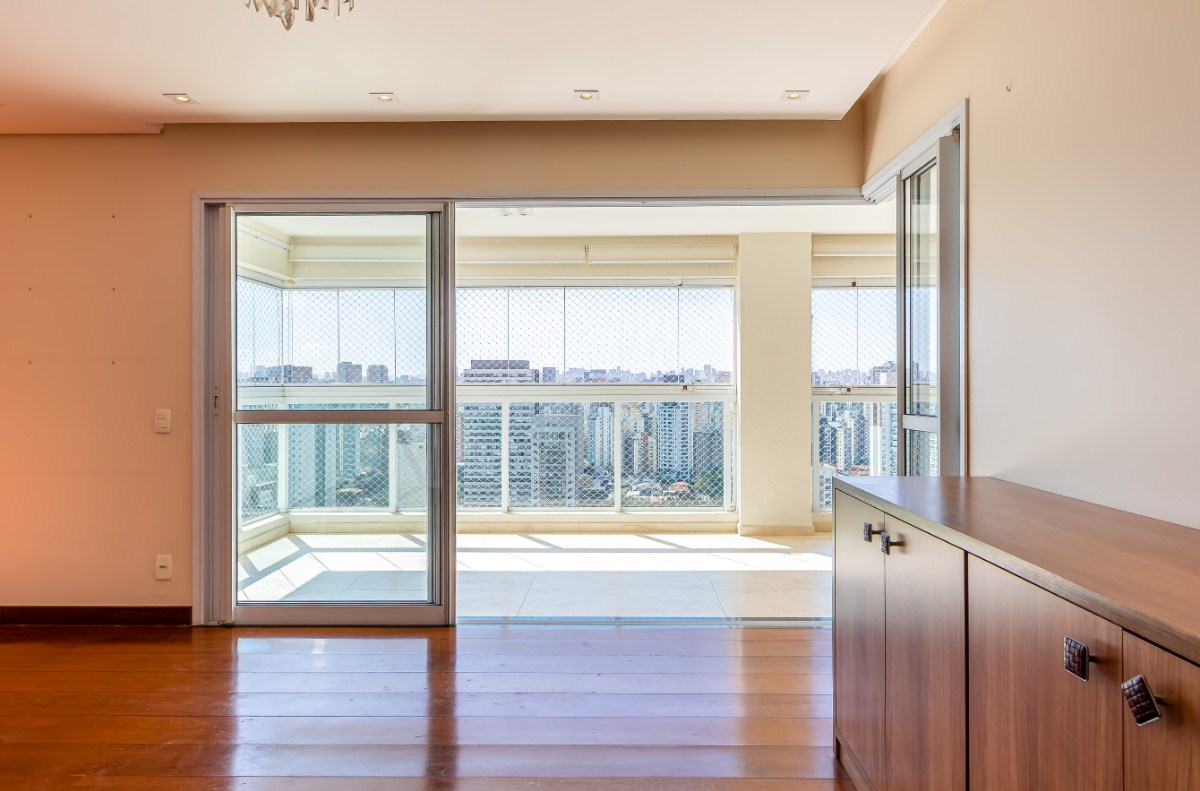 Apartamento, 3 quartos, 210 m² - Foto 2