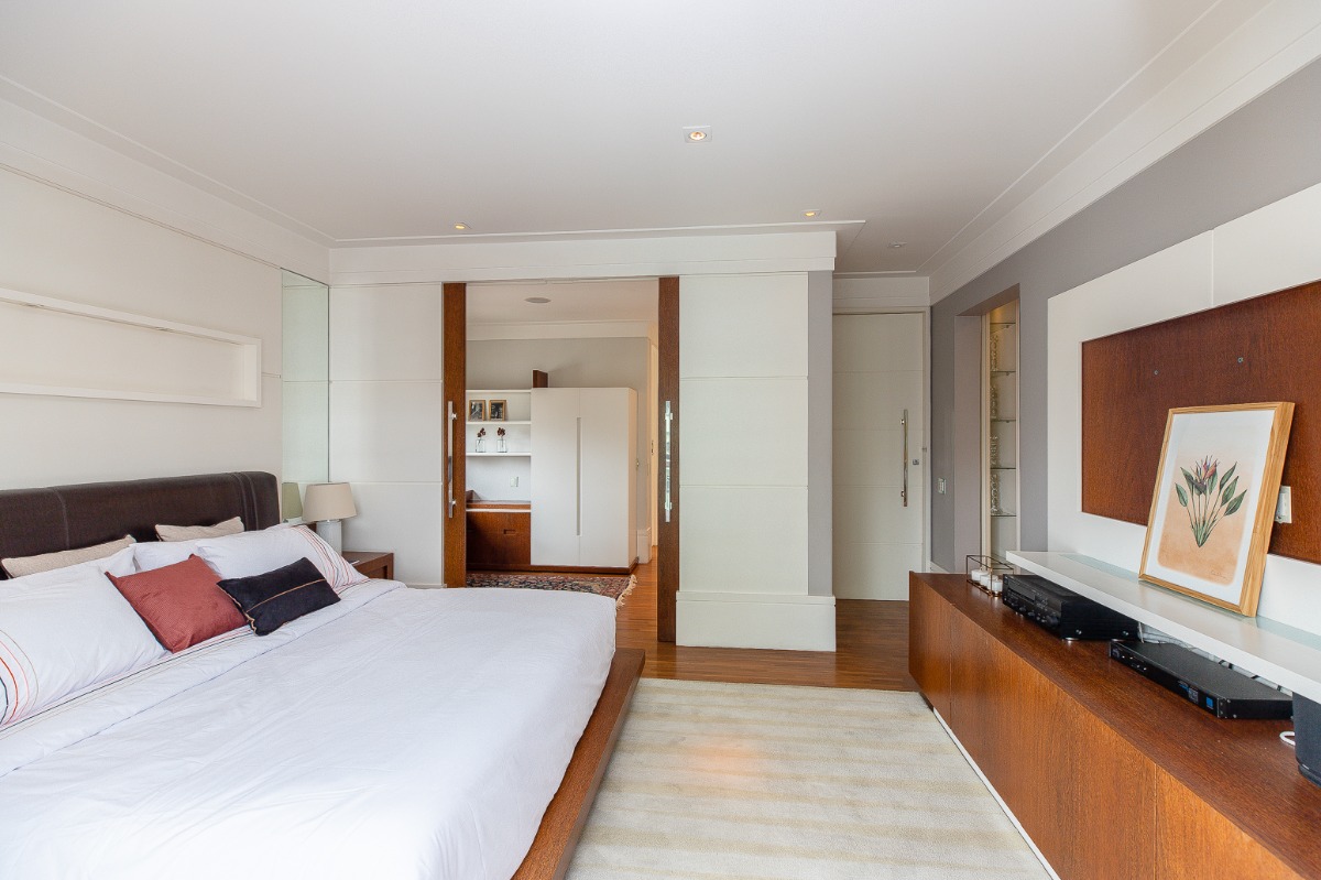 Apartamento, 3 quartos, 301 m² - Foto 26