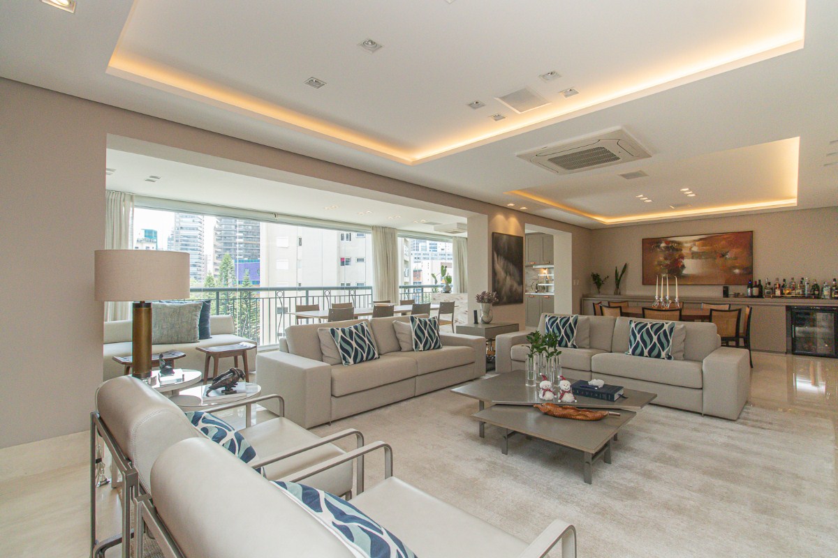 Apartamento, 3 quartos, 226 m² - Foto 1