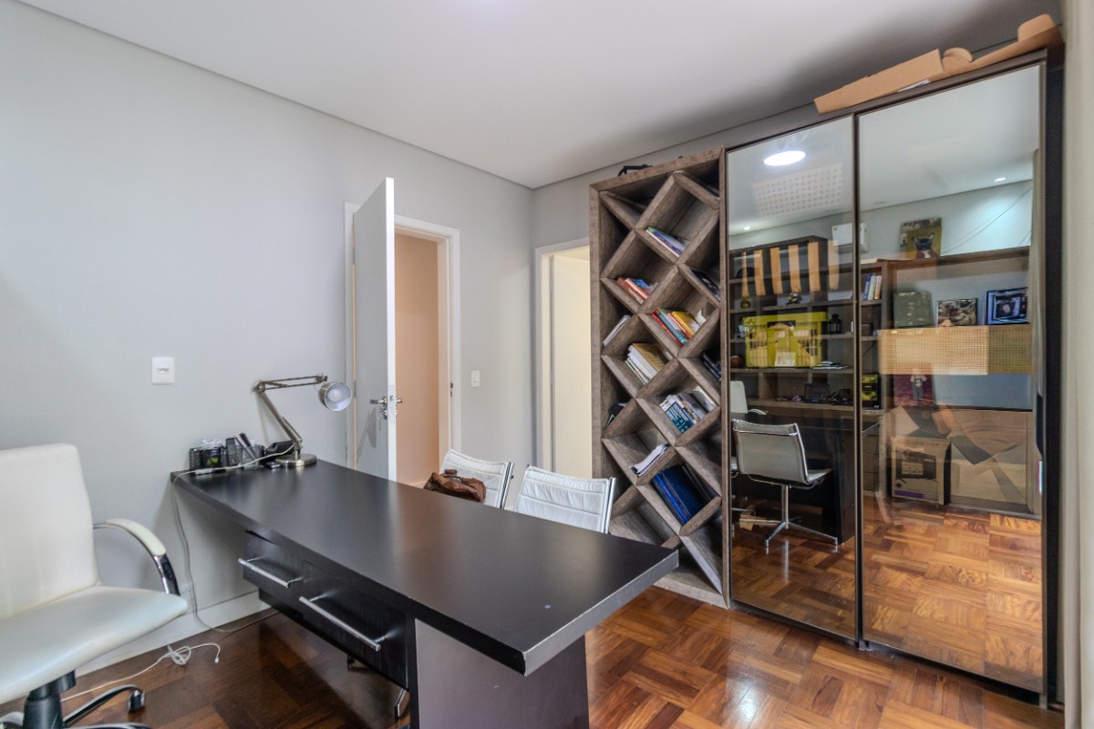 Casa, 5 quartos, 340 m² - Foto 47