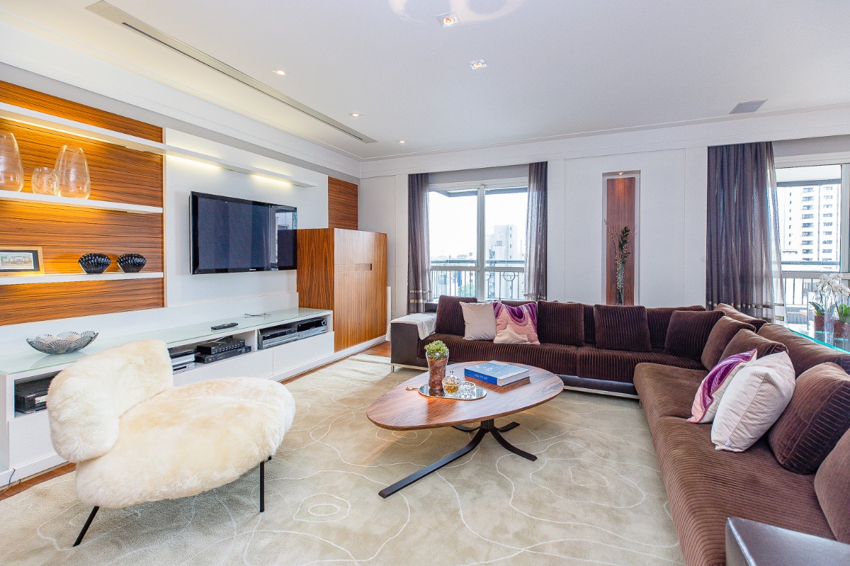 Apartamento, 3 quartos, 301 m² - Foto 2