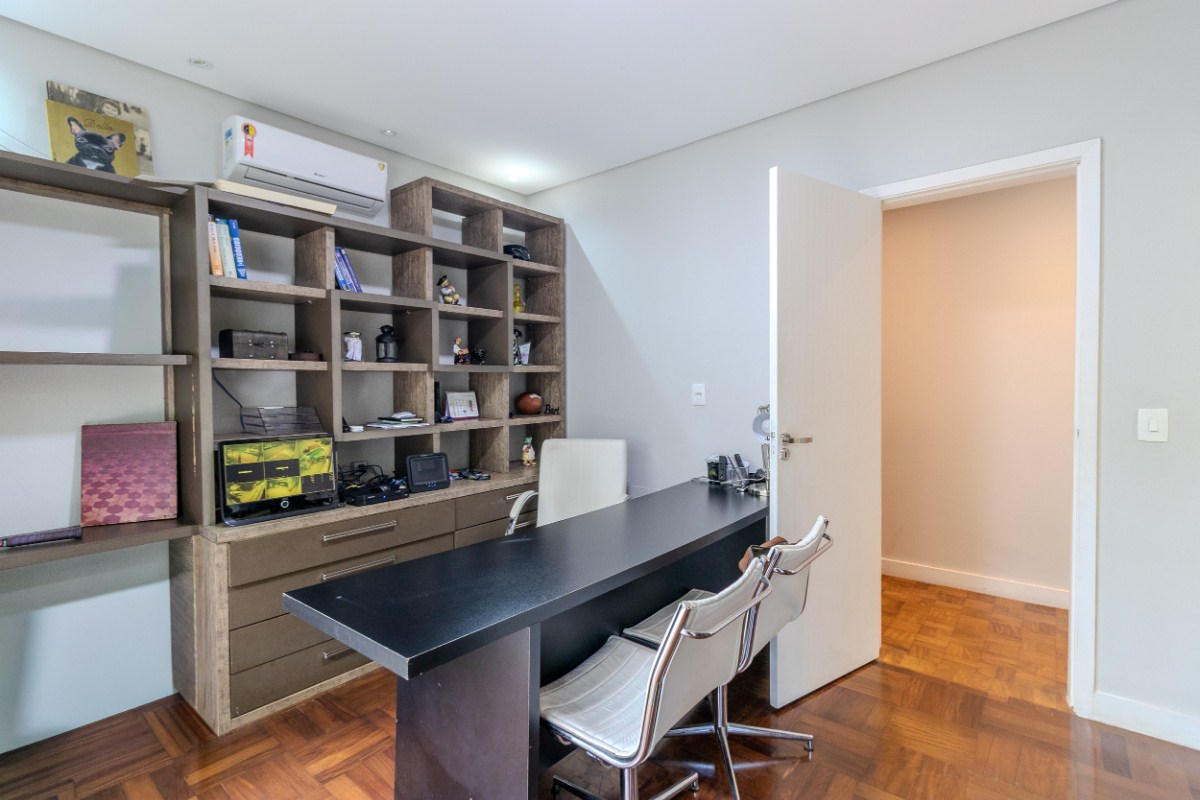Casa, 5 quartos, 340 m² - Foto 46