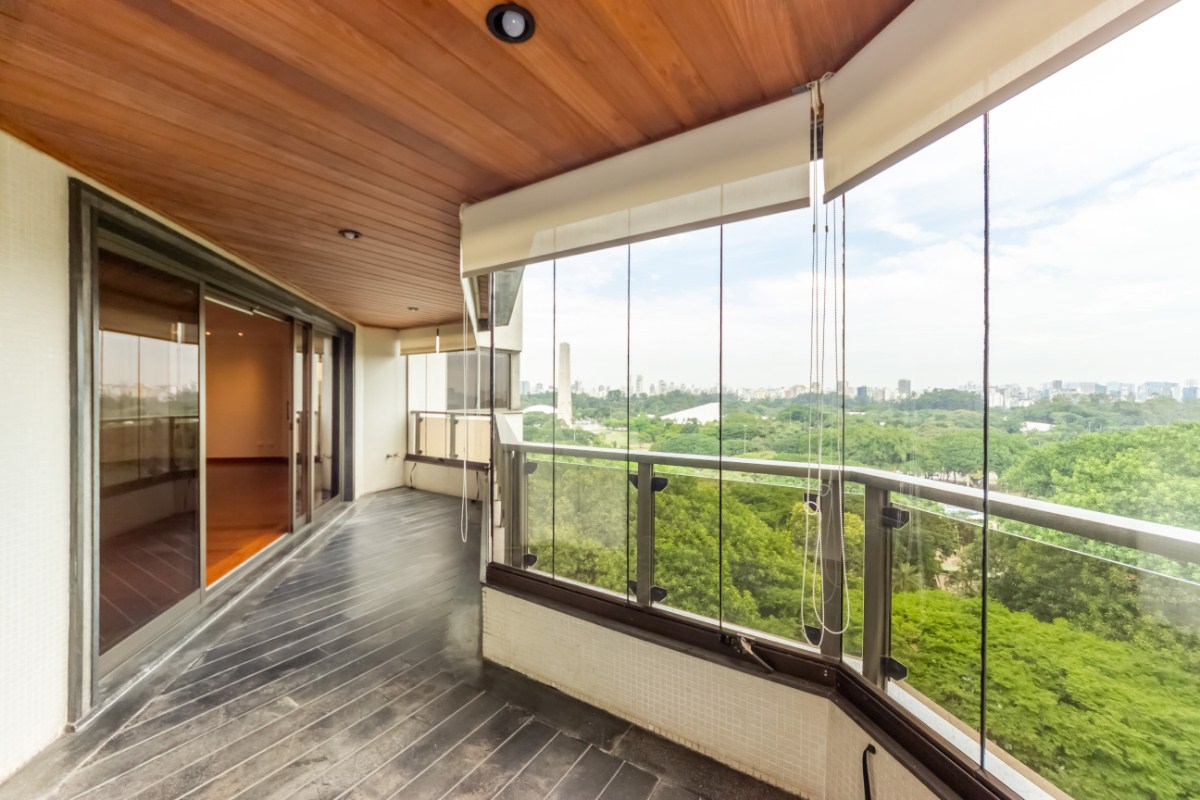 Apartamento, 3 quartos, 302 m² - Foto 1