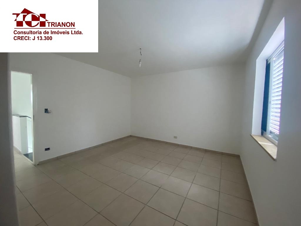 CASA COMERCIAL em SANTO ANDRÉ - SP, CASA BRANCA