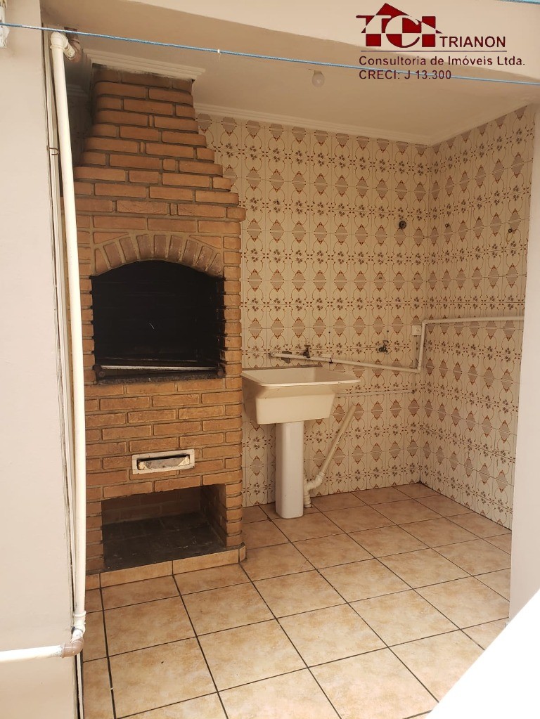 CASA RESIDENCIAL em Santo André - SP, Vila Junqueira