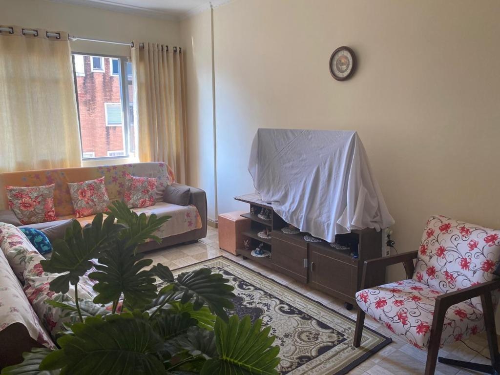 APARTAMENTO em Praia Grande - SP, Mirim