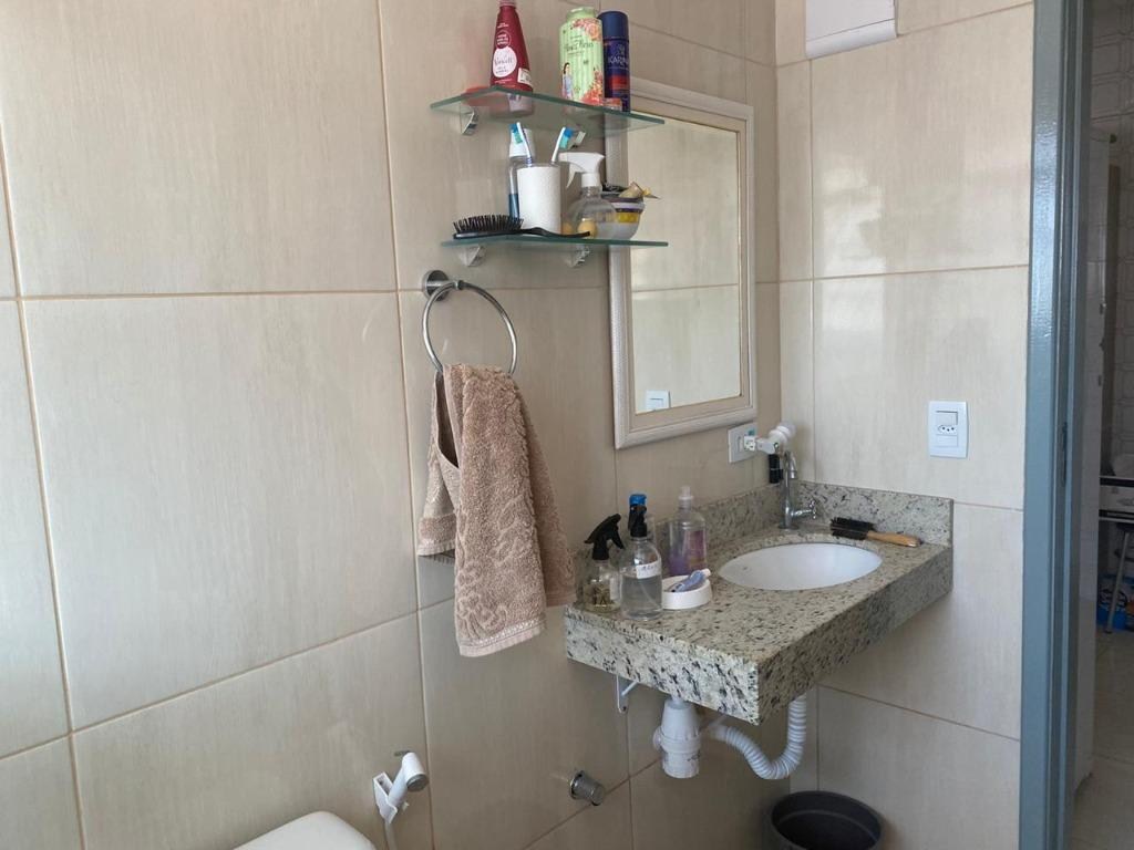 APARTAMENTO em Praia Grande - SP, Mirim