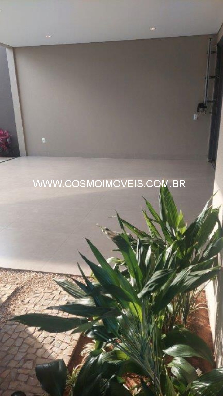 Casa, 3 quartos, 211 m² - Foto 3
