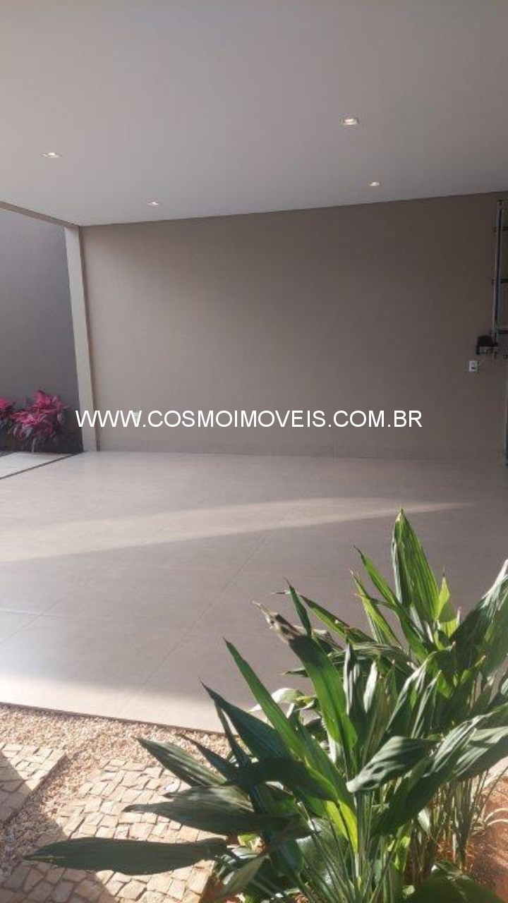 Casa, 3 quartos, 211 m² - Foto 2