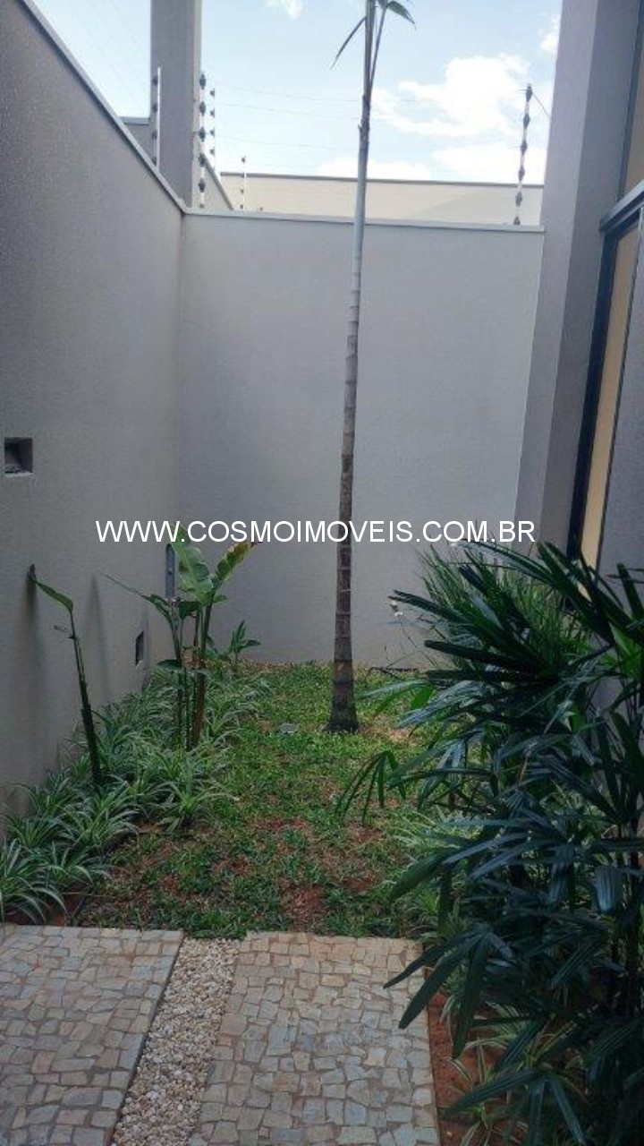 Casa, 3 quartos, 211 m² - Foto 4