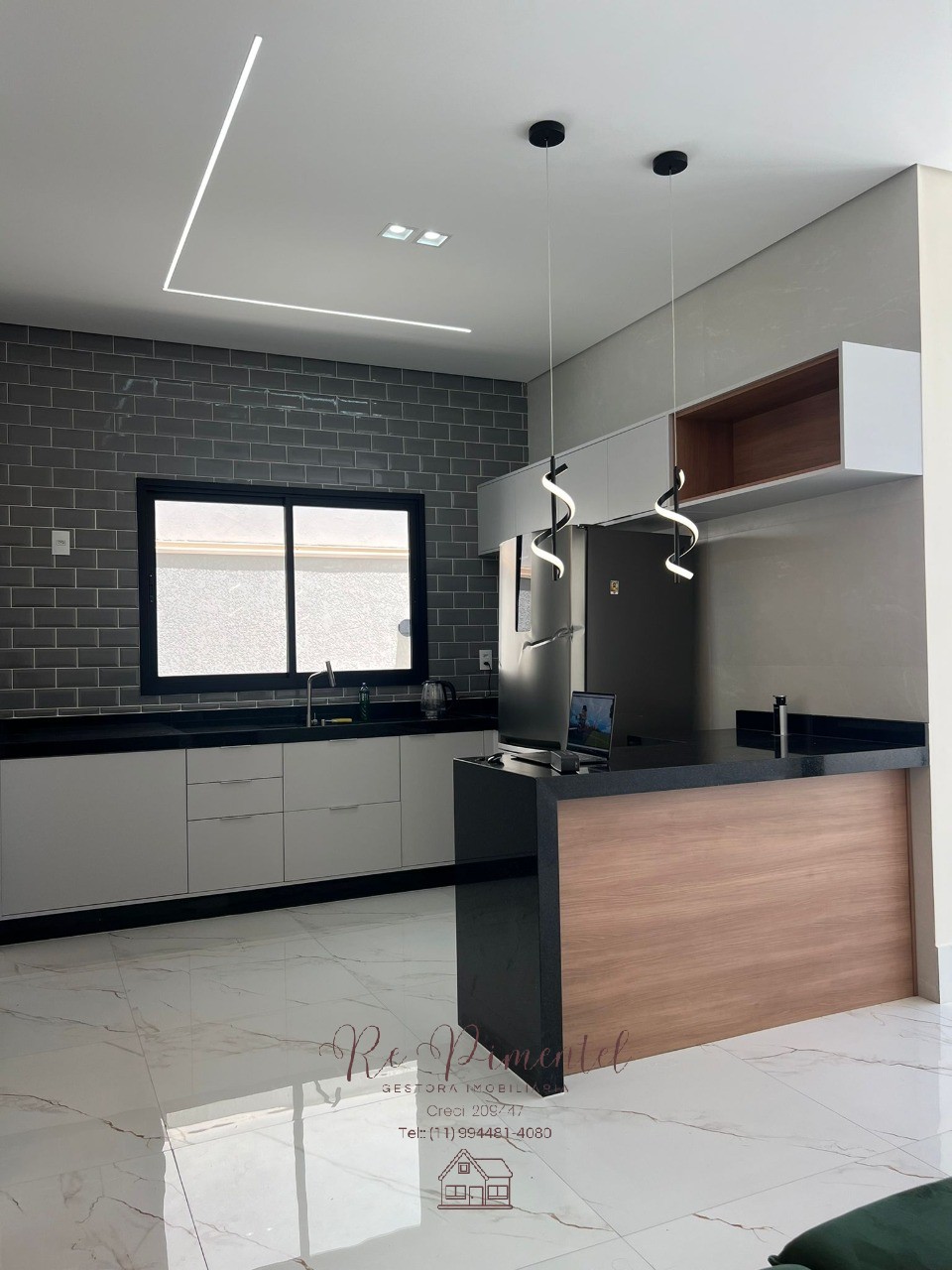 Casa, 3 quartos, 159 m² - Foto 1
