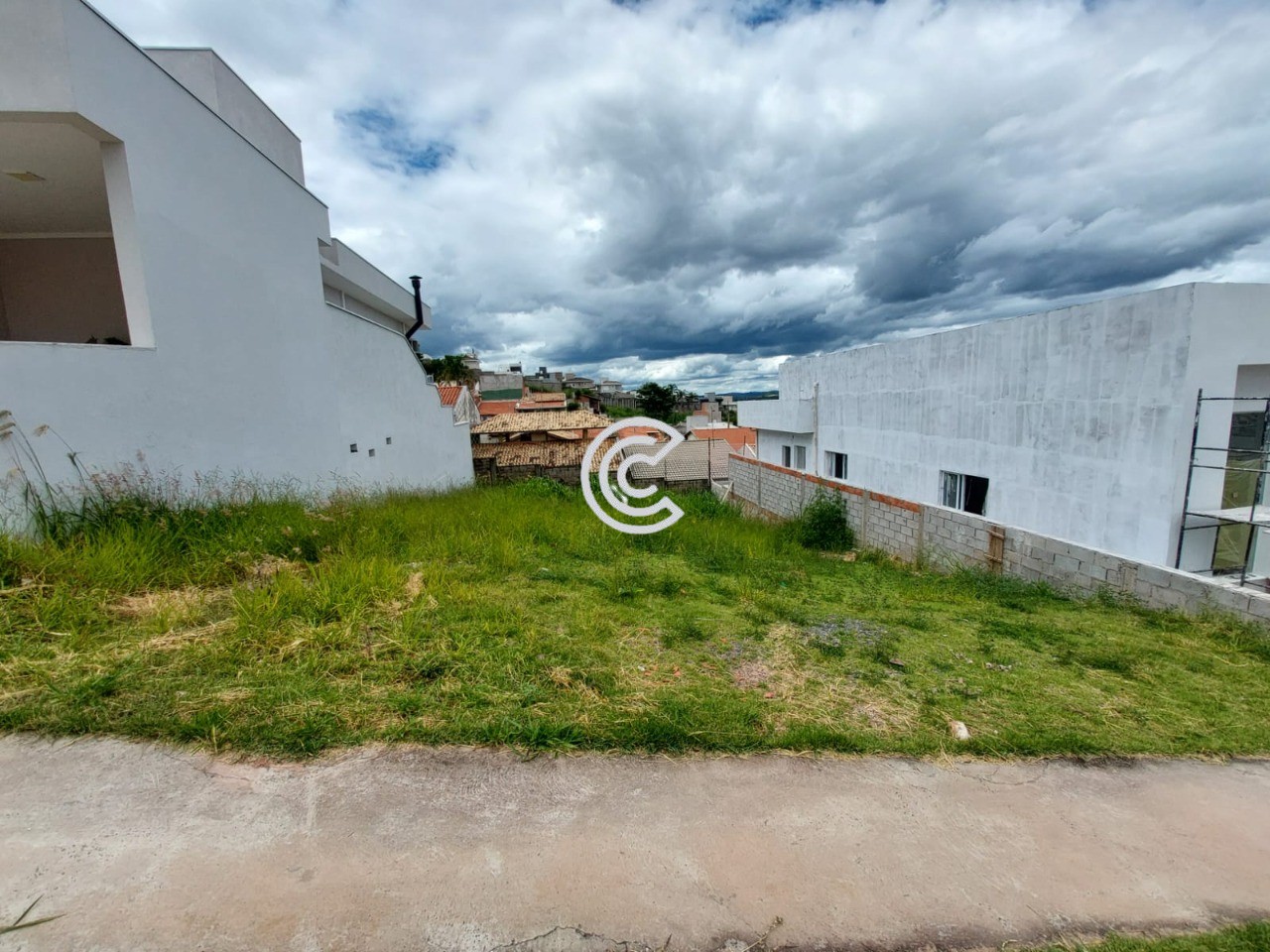 Terreno, 300 m² - Foto 1