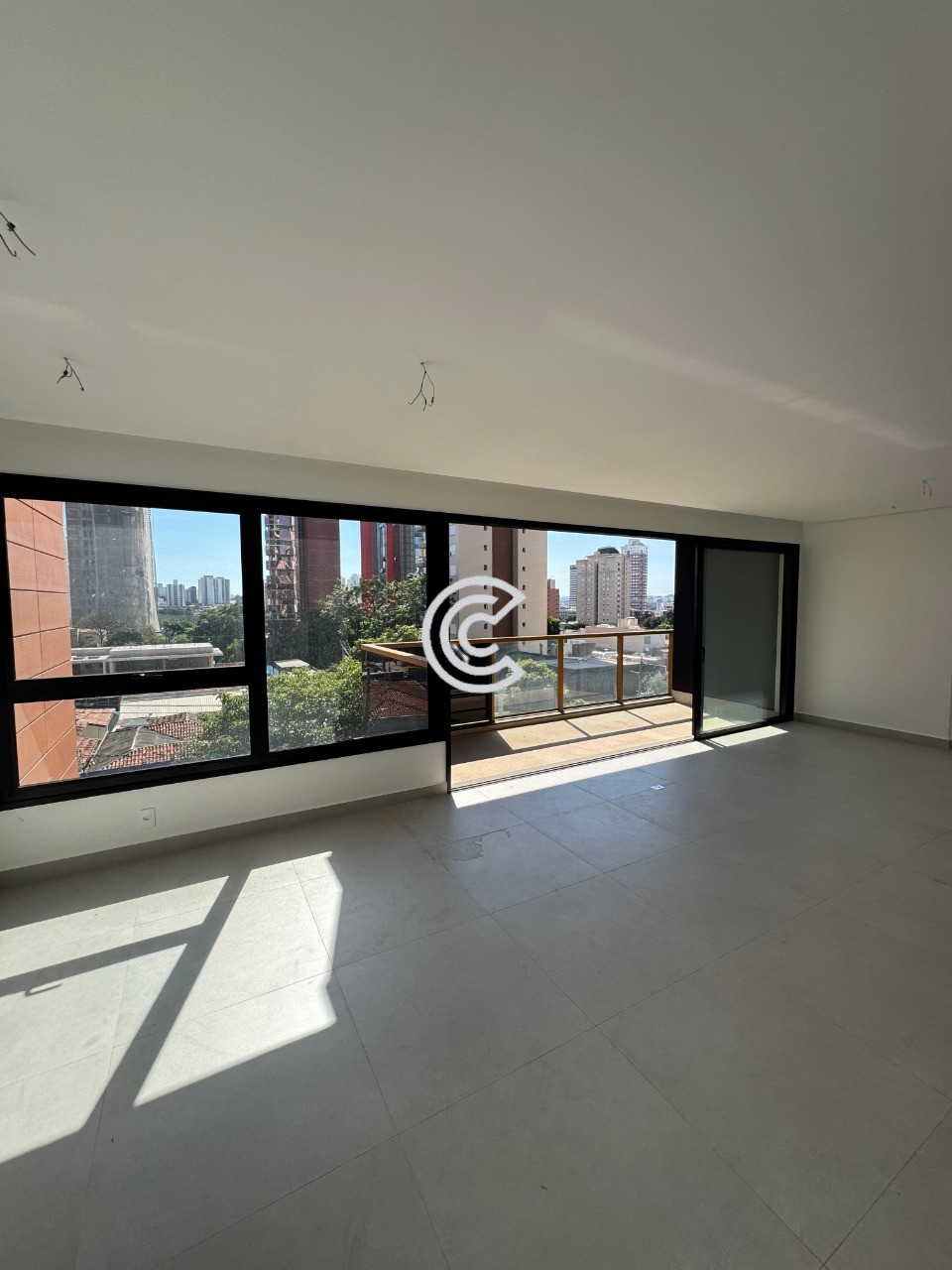 Apartamento, 3 quartos, 170 m² - Foto 1
