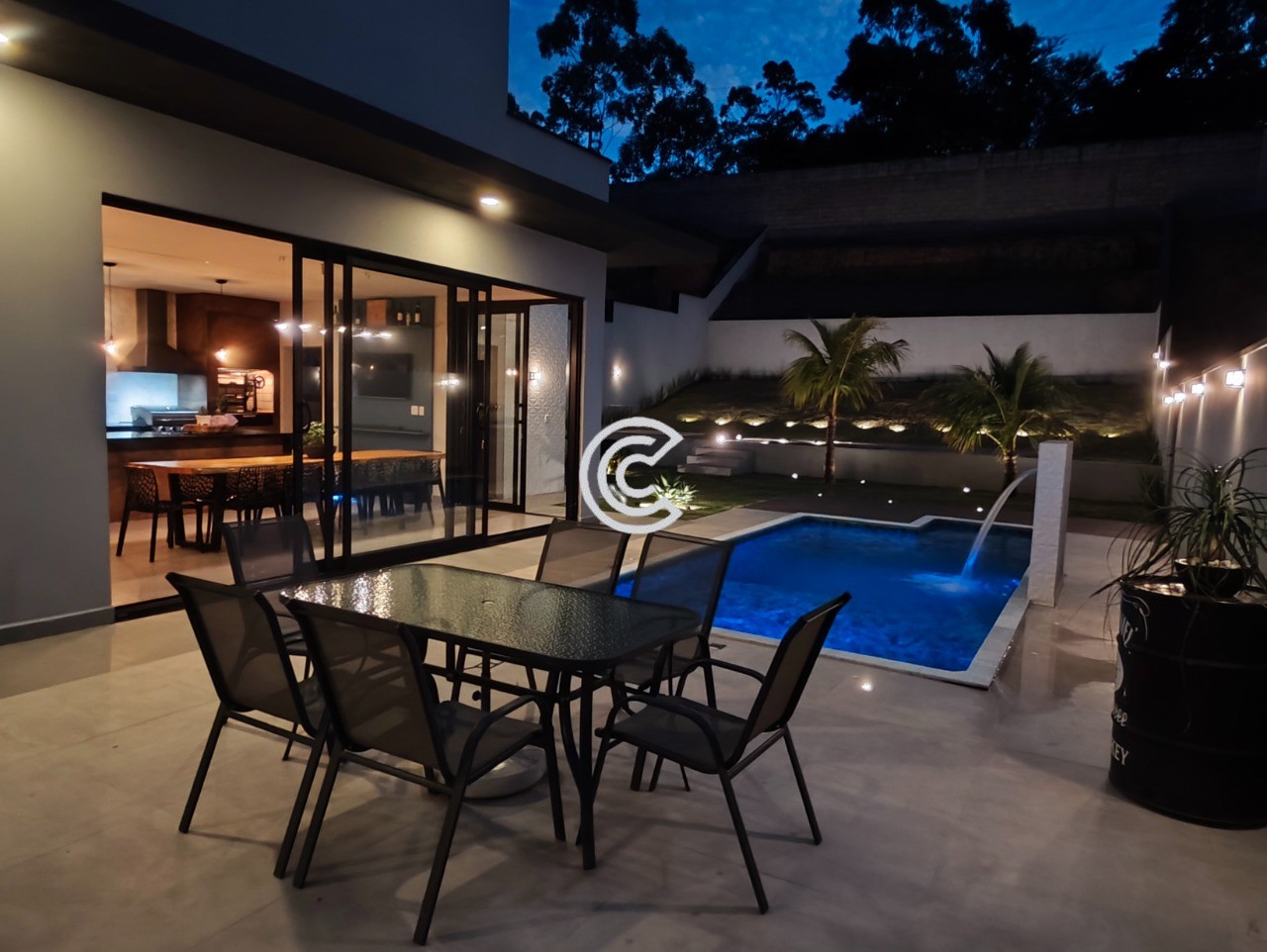 Casa, 3 quartos, 272 m² - Foto 33