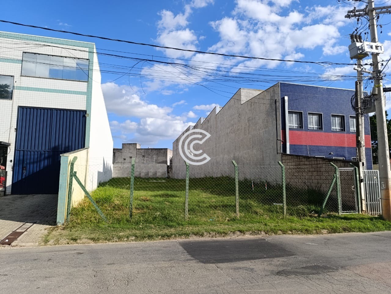 Loteamento e Condomínio, 606 m² - Foto 2