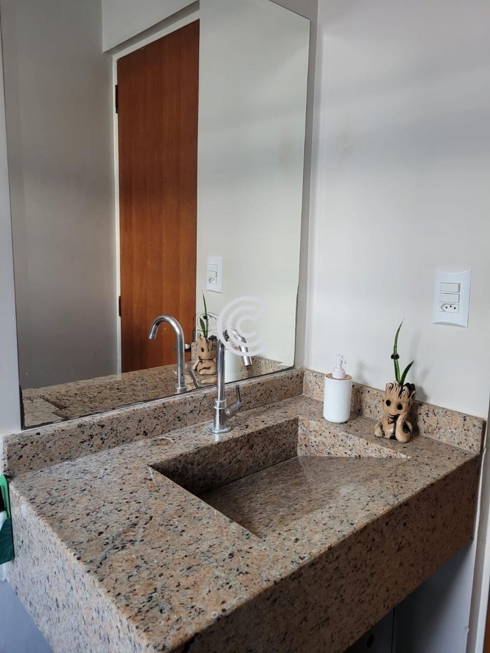 Casa, 3 quartos, 250 m² - Foto 17