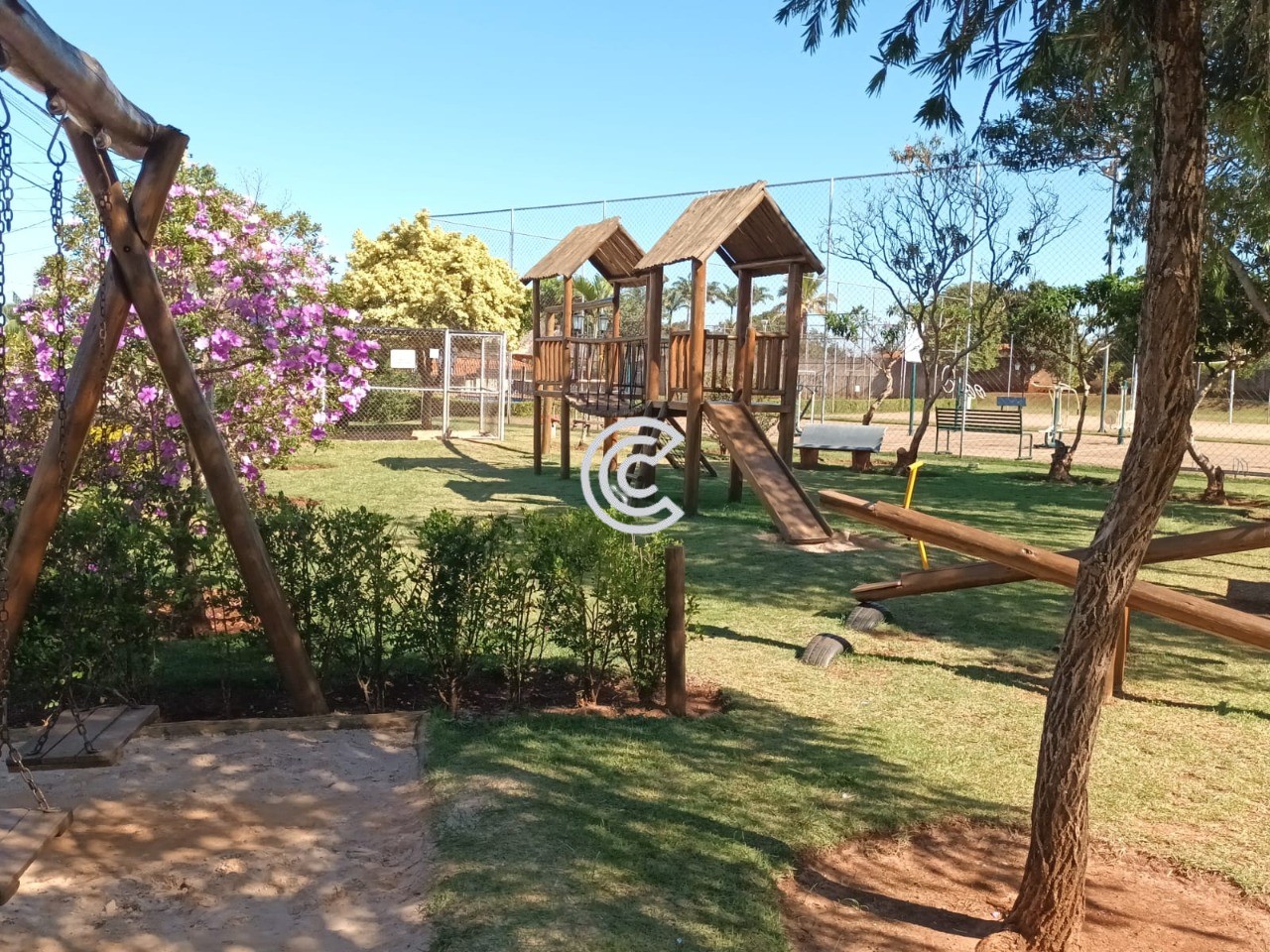 Casa, 3 quartos, 250 m² - Foto 15