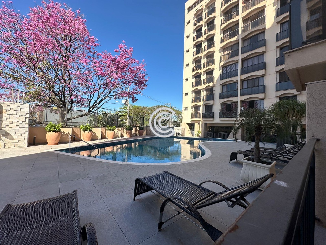 Apartamento, 3 quartos, 210 m² - Foto 1