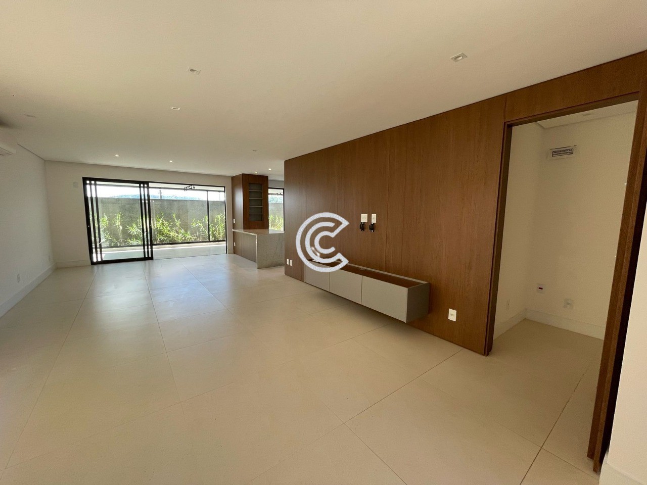 Casa, 3 quartos, 325 m² - Foto 2