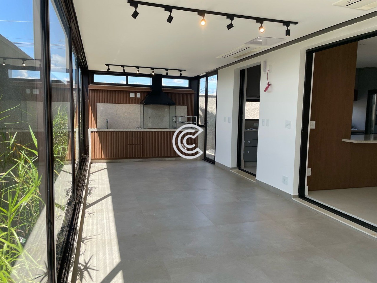 Casa, 3 quartos, 325 m² - Foto 3