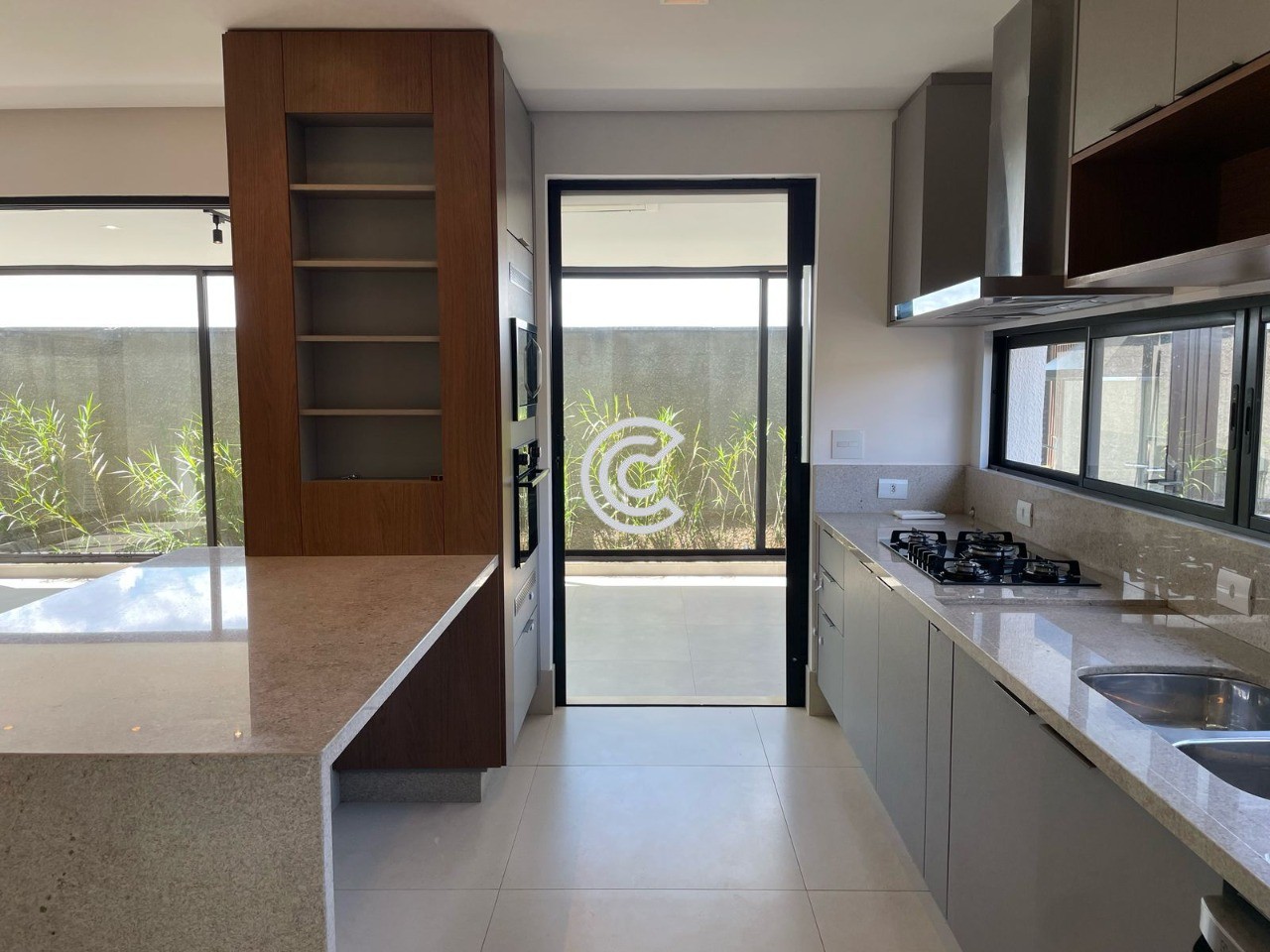 Casa, 3 quartos, 325 m² - Foto 5