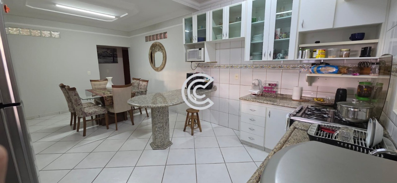 Casa, 3 quartos, 350 m² - Foto 6