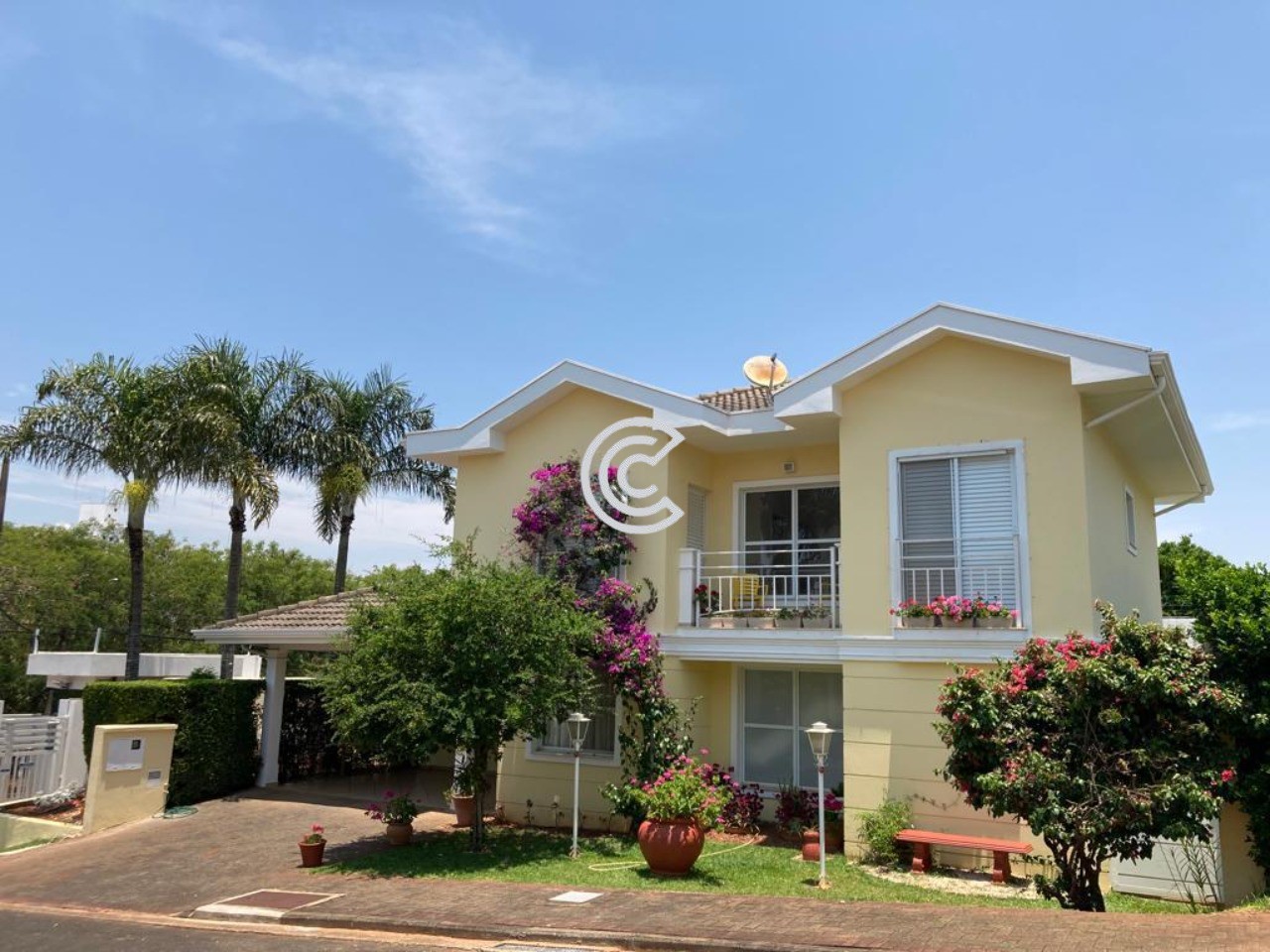 Casa, 5 quartos, 309 m² - Foto 1