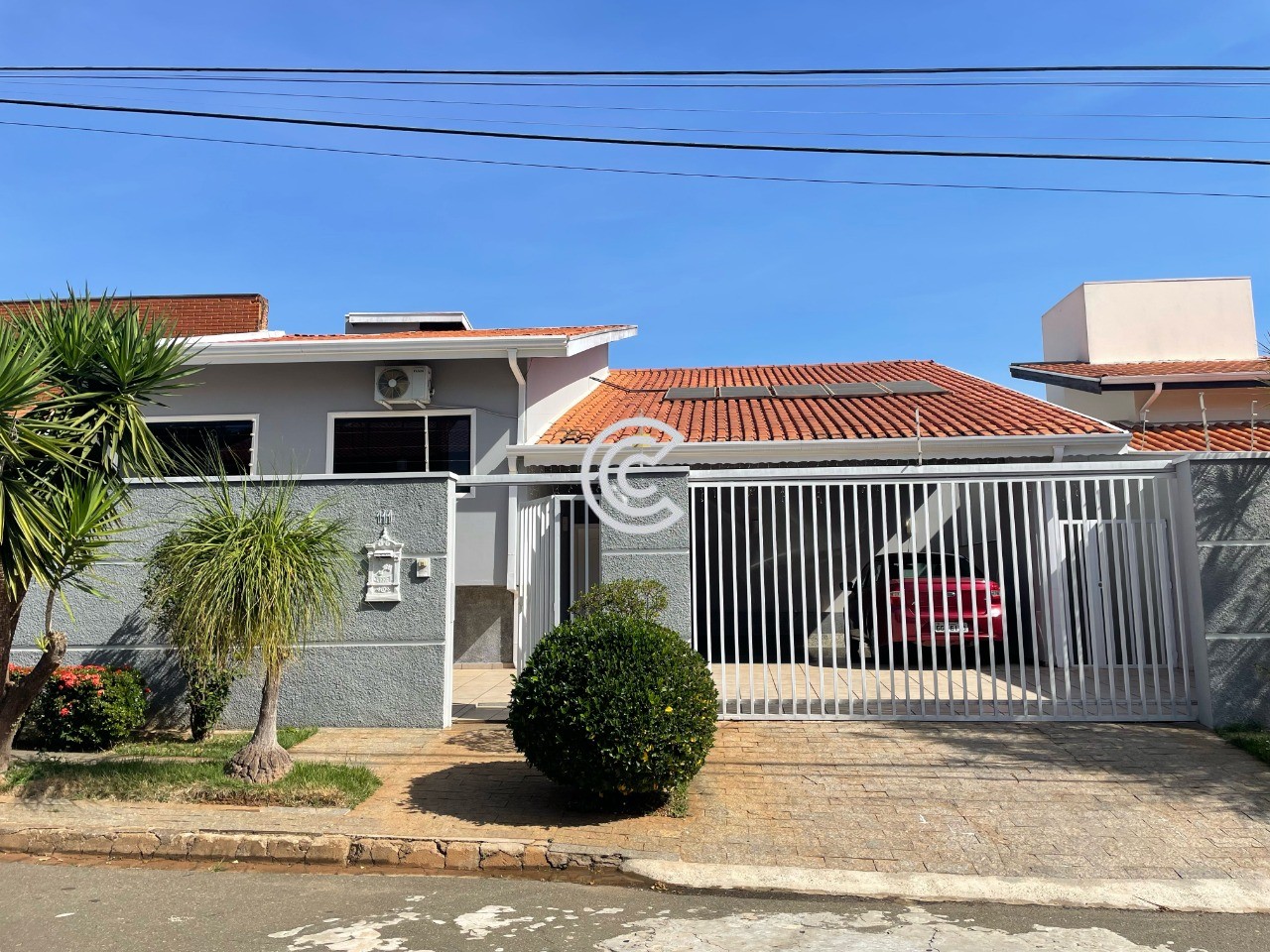 Casa, 4 quartos, 337 m² - Foto 1