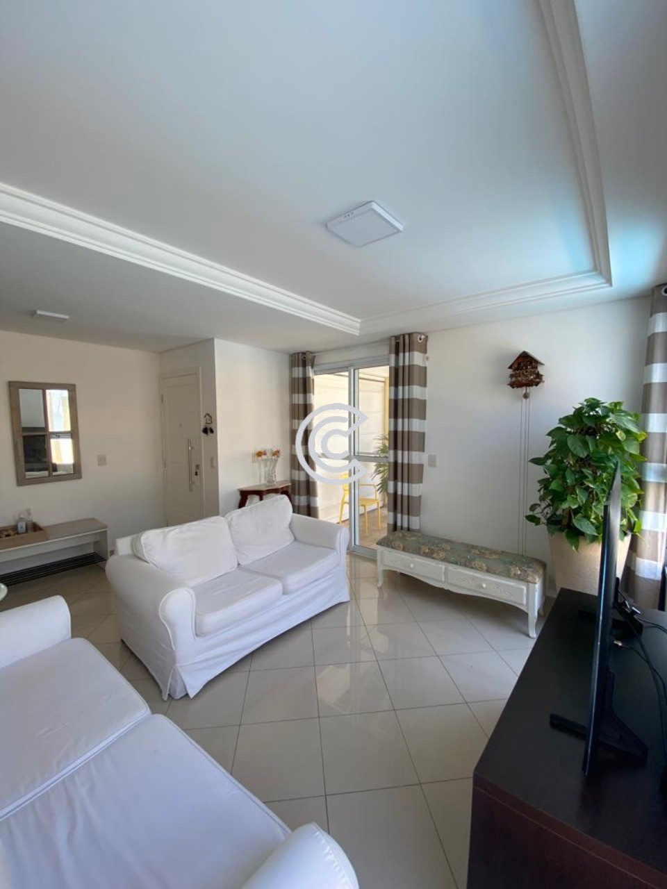 Casa, 5 quartos, 309 m² - Foto 3