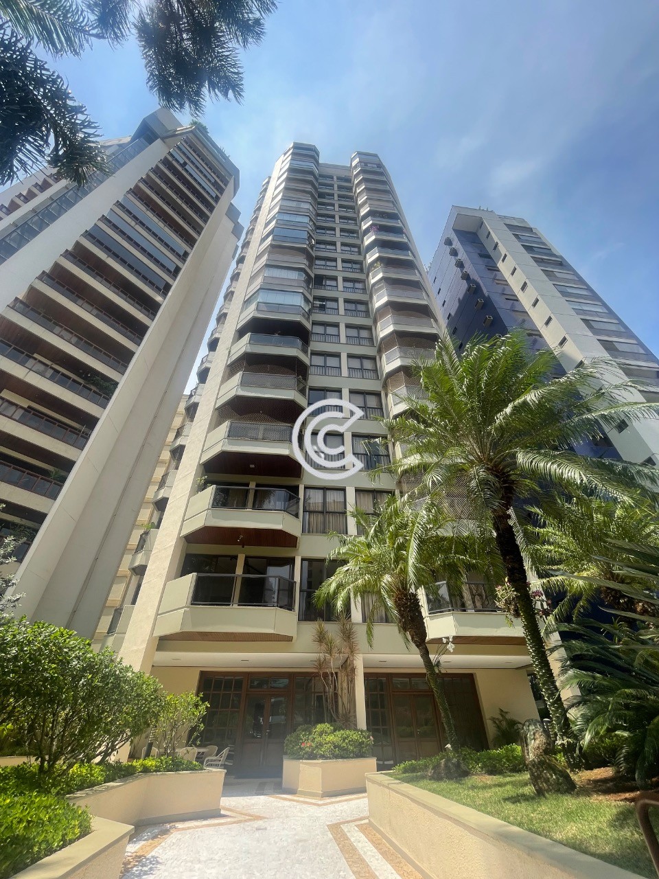 Apartamento, 5 quartos, 280 m² - Foto 1