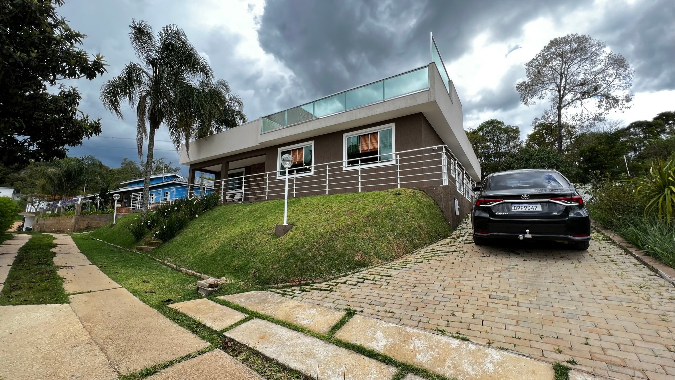 Casa em condomínio clube de campo em Mairiporã.