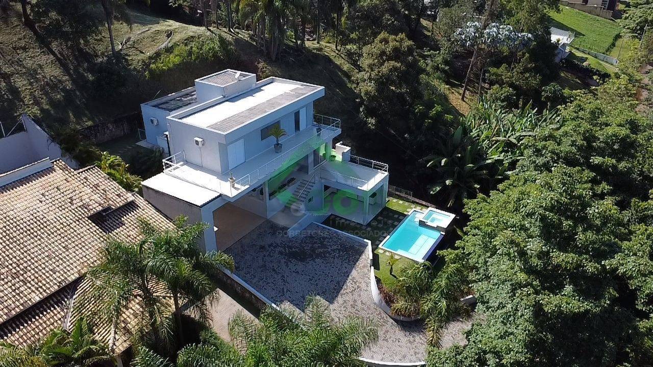 Casa em condomínio