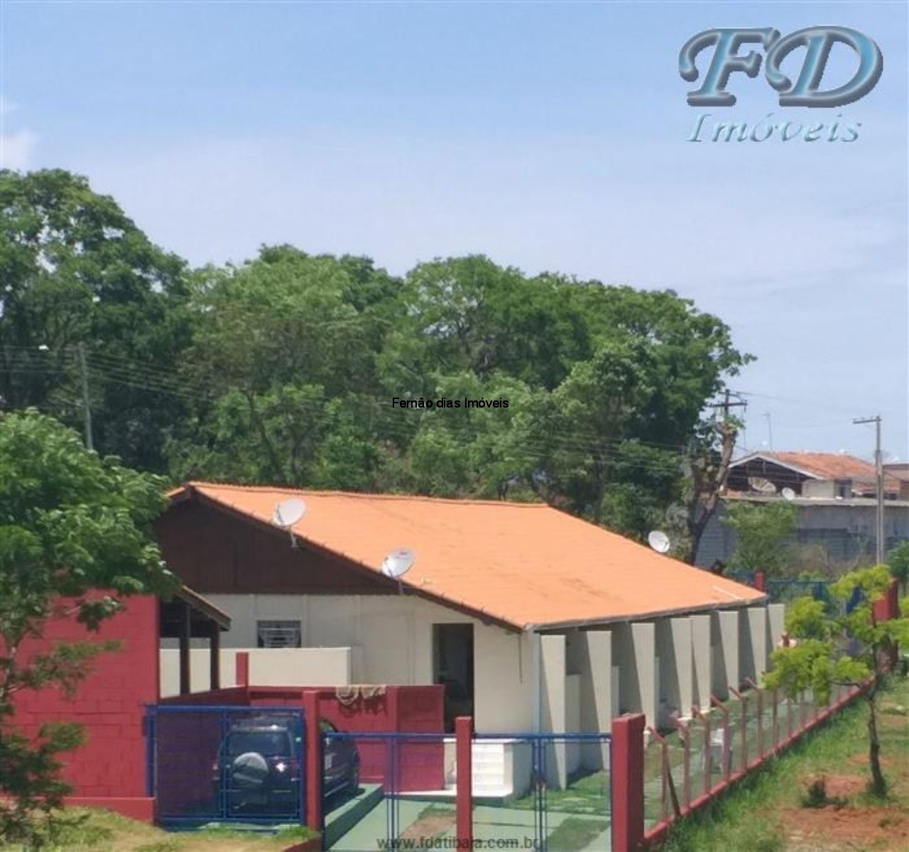 CASA COM SUÍTE EM ATIBAIA PARA VENDA