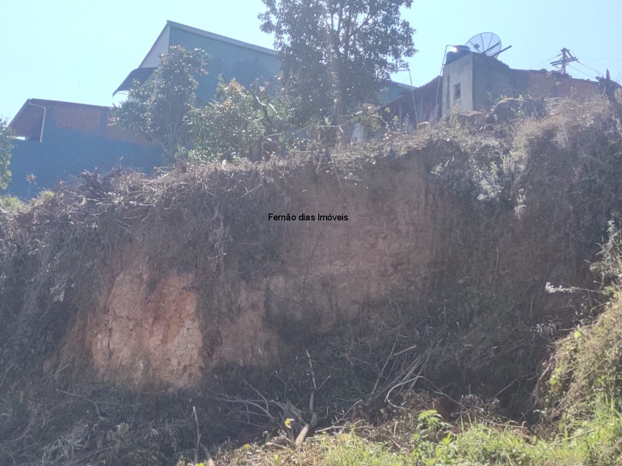 Terreno Em Terra Preta