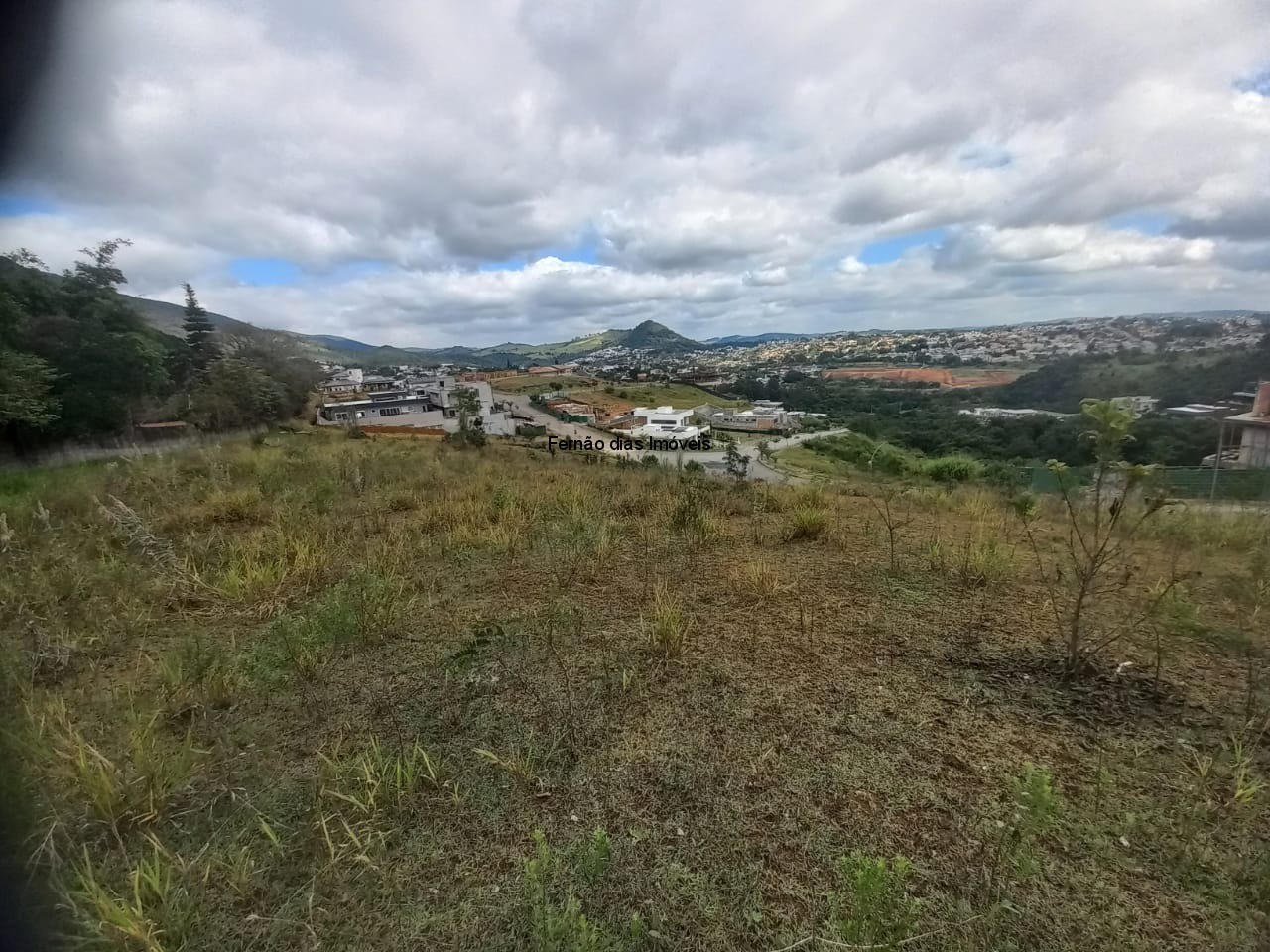 LOTE DE TERRENO EM CONDOMÍNIO EM ATIBAIA