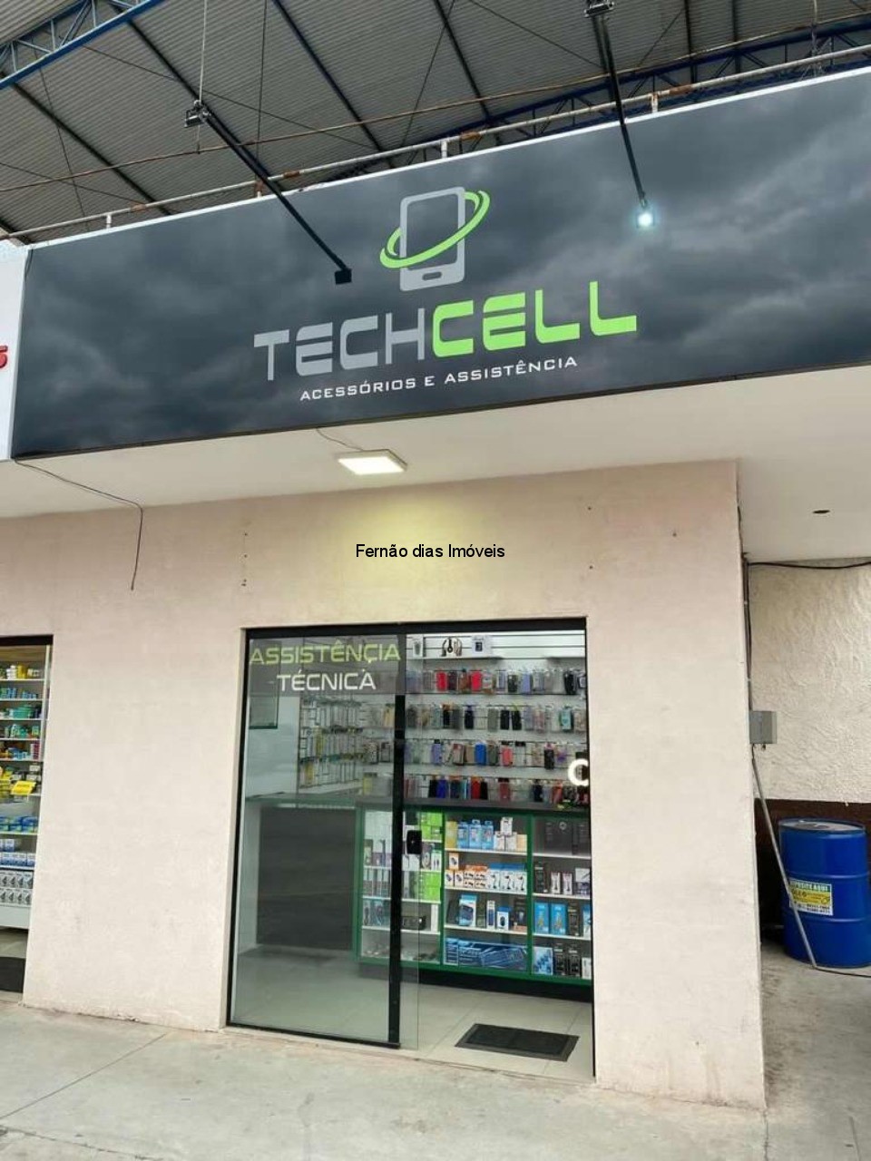 PONTO COMERCIAL EM TERRA PRETA