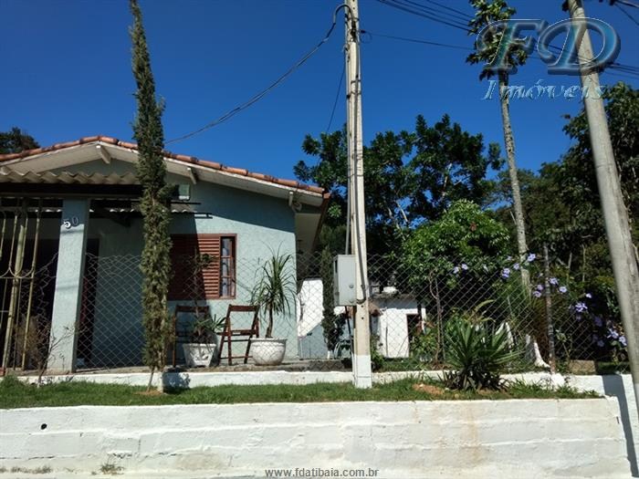 CASA EM TERRA PRETA!