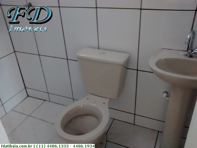 SALA em Atibaia - SP, Portão