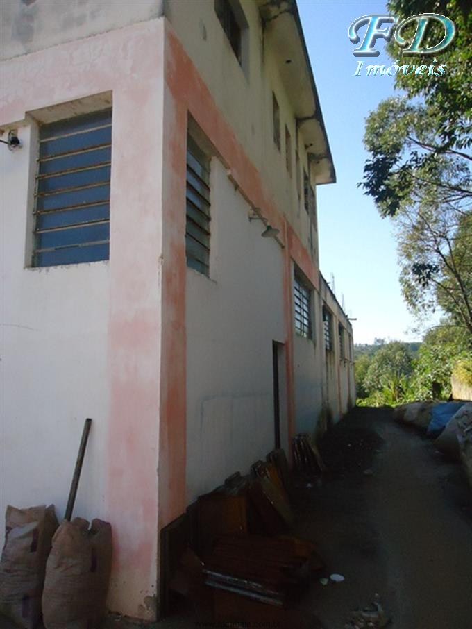 GALPÃO PARA VENDA OU LOCAÇÃO EM TERRA PRETA