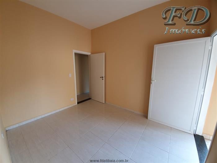 LINDA CASA PARA MORADIA OU COMERCIO
