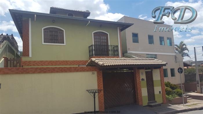 LINDA CASA A VENDA EM TERRA PRETA